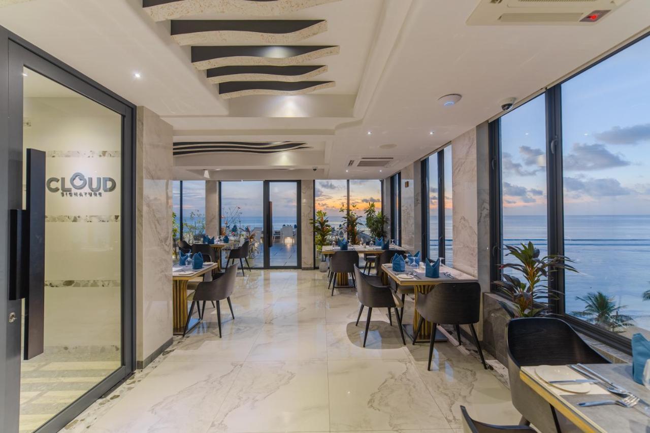 Hotel Ocean Grand At Hulhumale Exterior photo