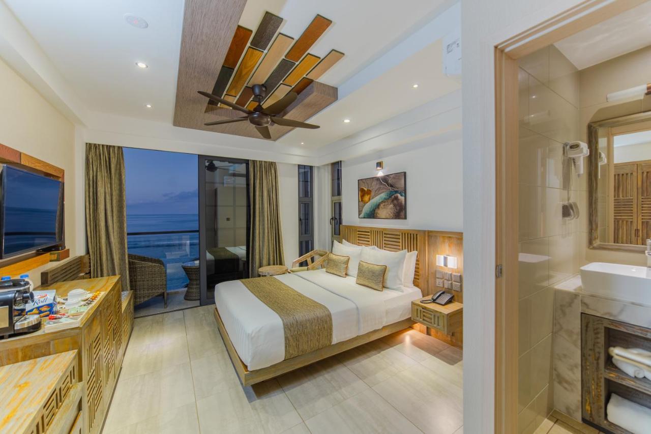 Hotel Ocean Grand At Hulhumale Exterior photo