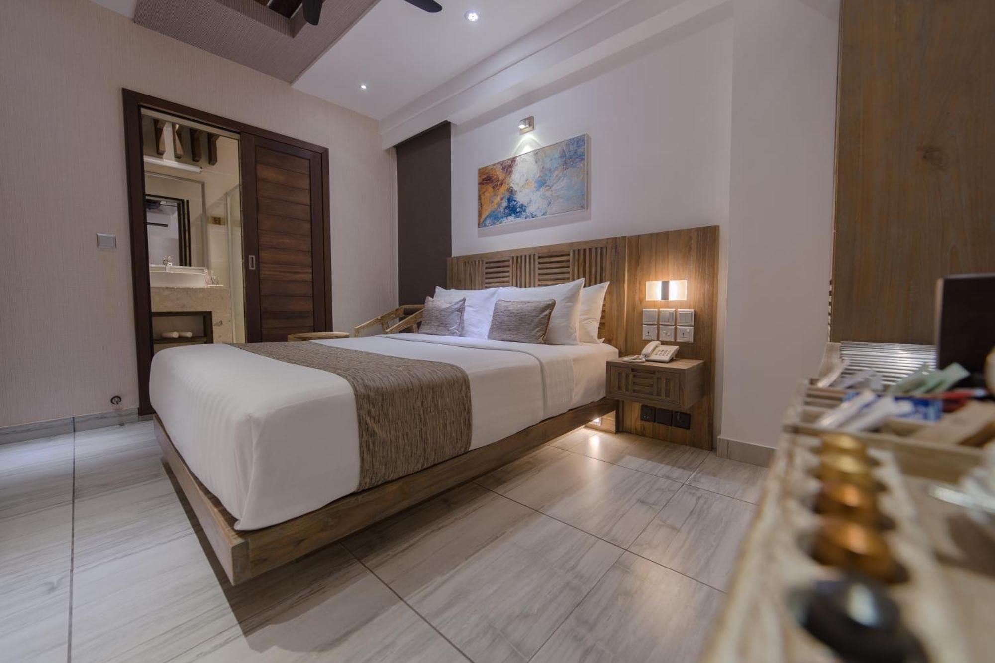 Hotel Ocean Grand At Hulhumale Exterior photo