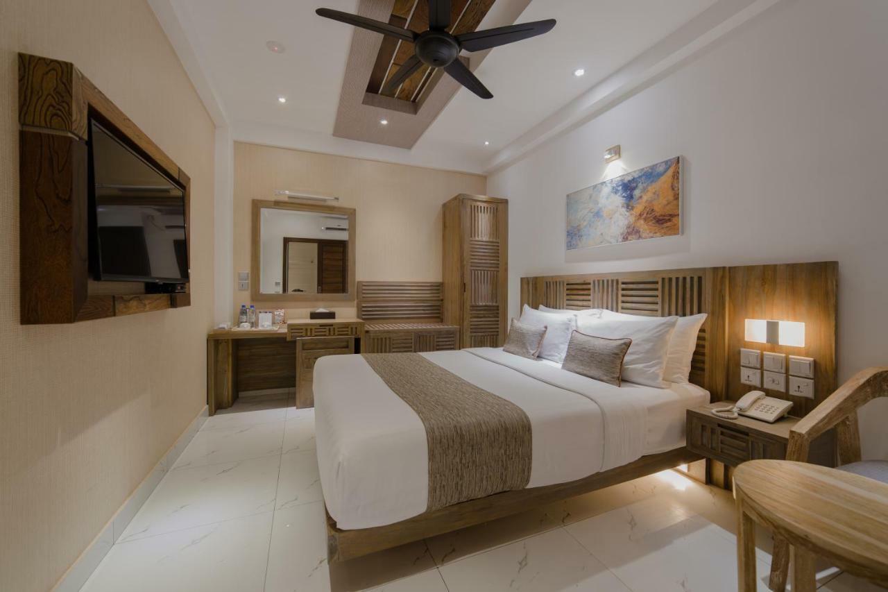 Hotel Ocean Grand At Hulhumale Exterior photo
