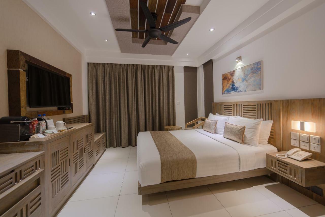 Hotel Ocean Grand At Hulhumale Exterior photo