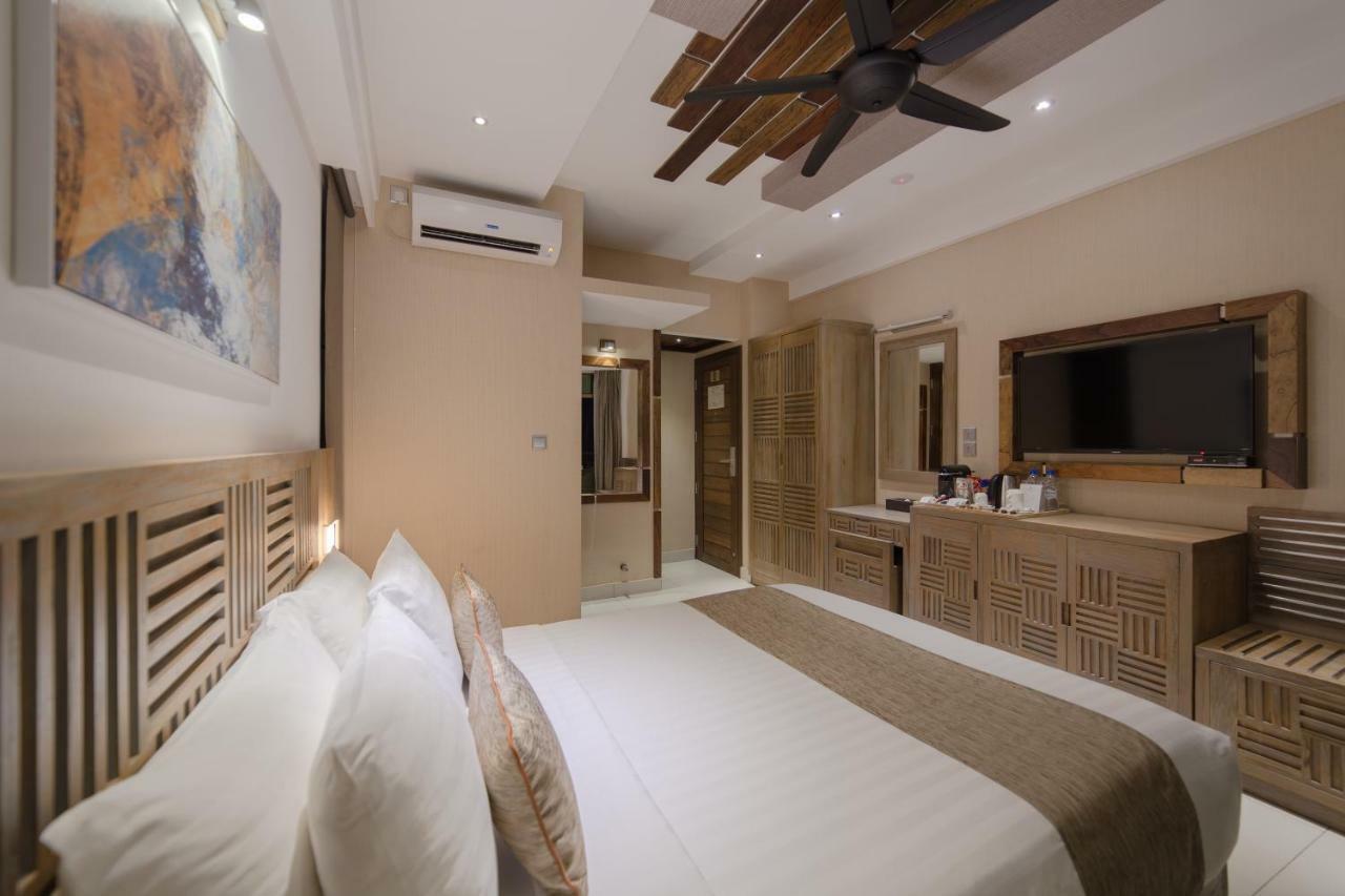 Hotel Ocean Grand At Hulhumale Exterior photo